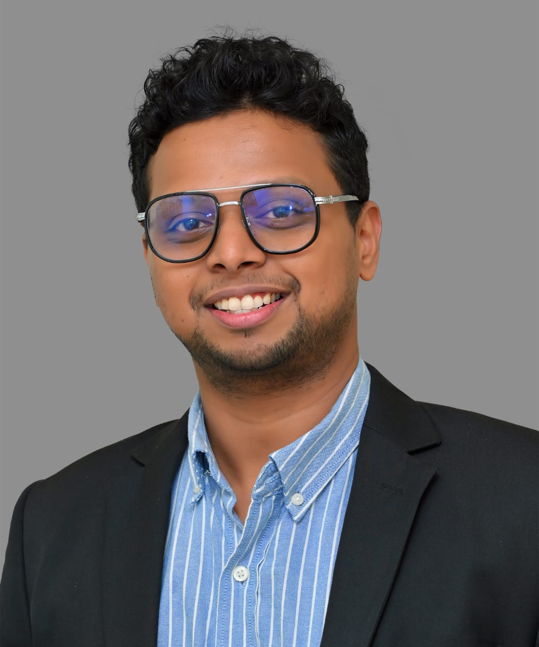 Associate Consultant, Neurosurgery & Spine Surgery