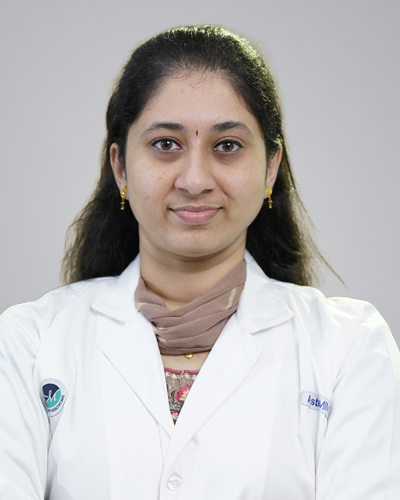 dr chaithra p