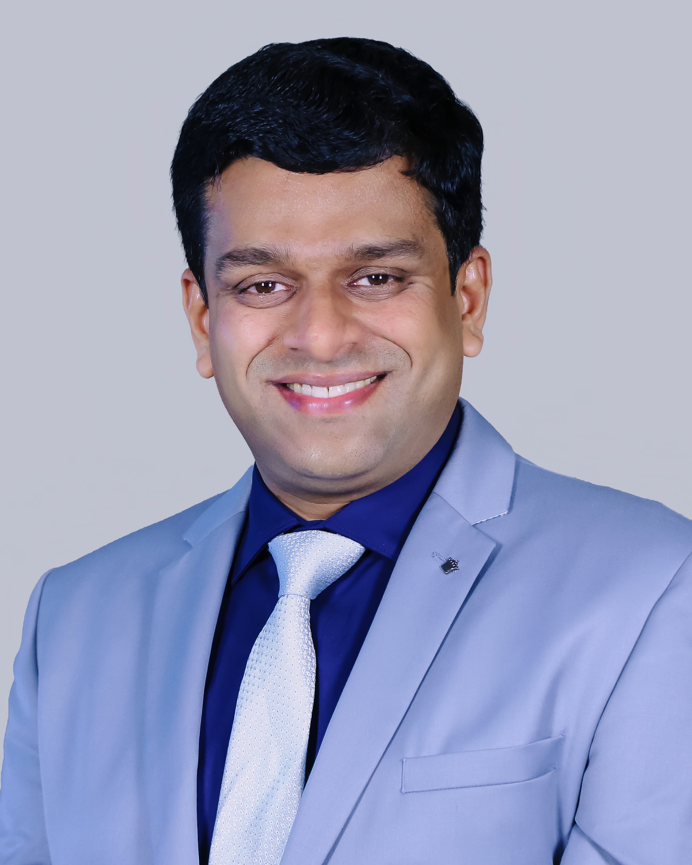 Dr. Sebastian Paul