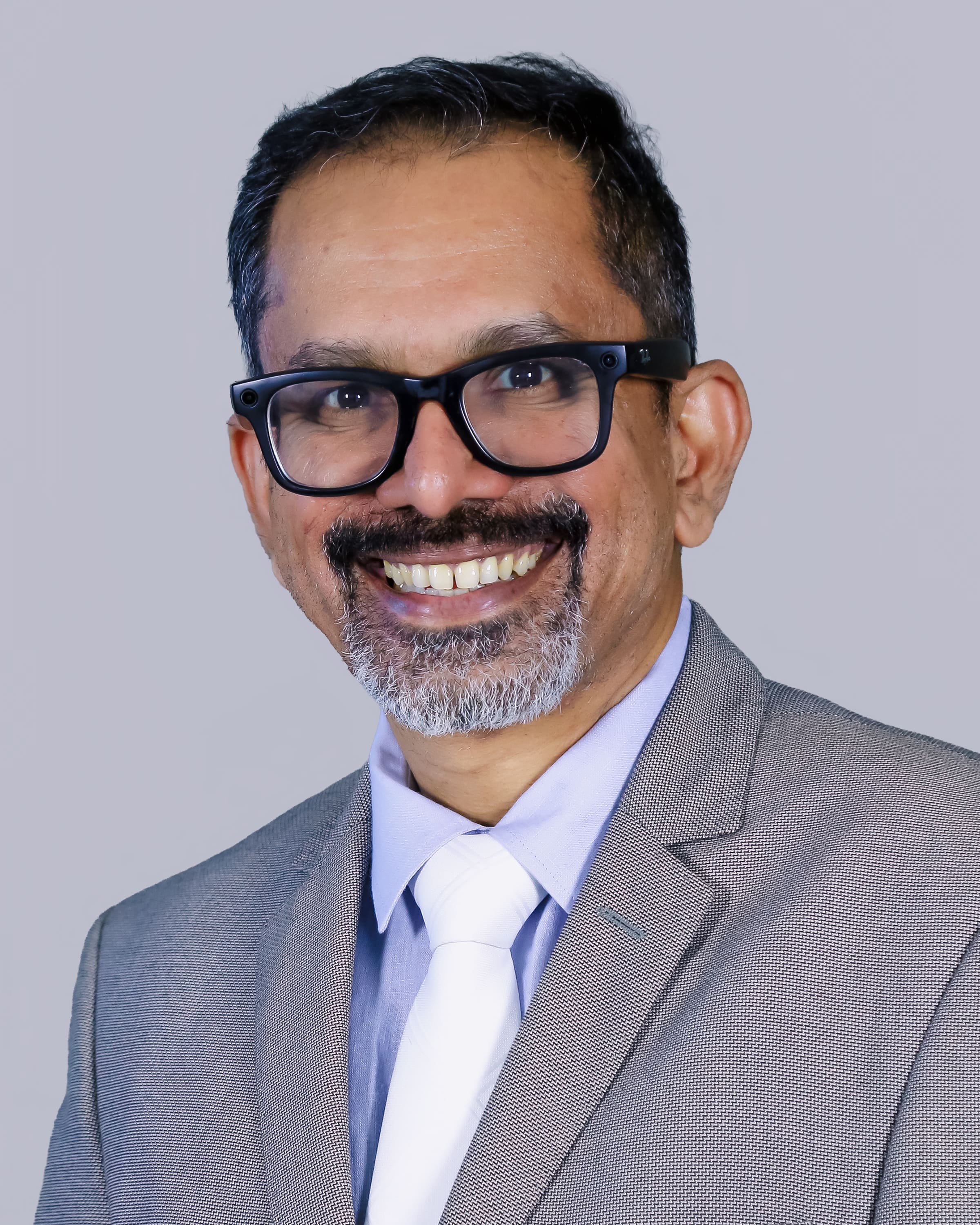 Dr. Vineeth Viswam.jpg