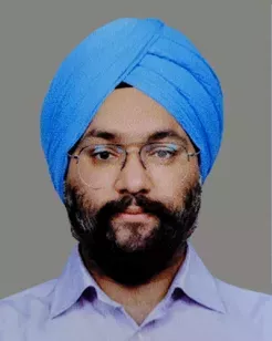 dr-paramvir-singh-pediatric-cardiologist-in-kochi.jpg pediatric cardiologist in kochi