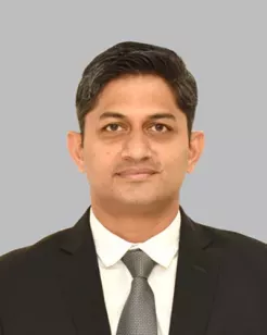 Dr Naveen Chandra