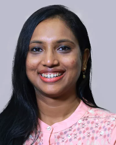Dr Nila Surendran