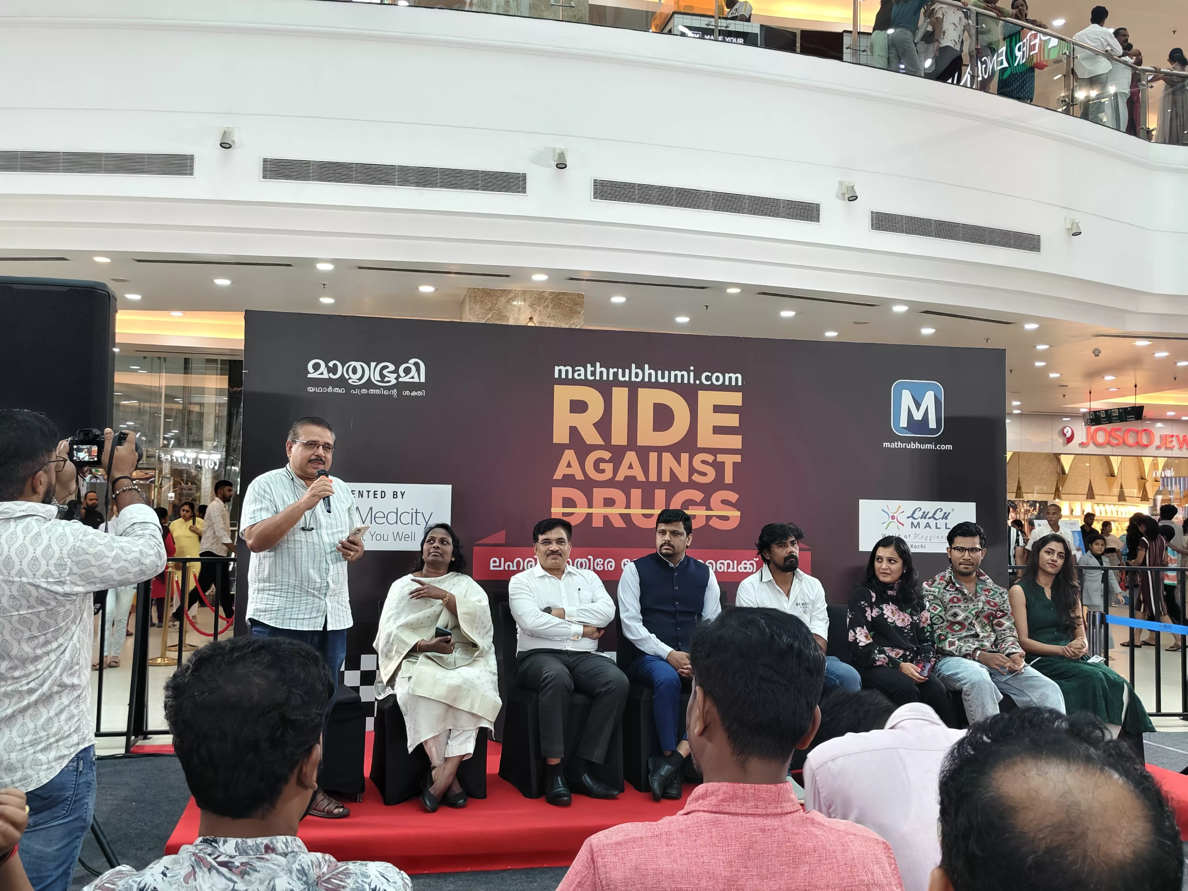 Bike Ride Against Drugs: Aster Medcity Leads the Charge for a Tobacco-Free Future
